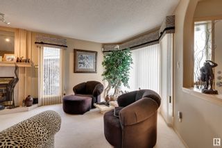 Photo 5: 143 COUNTRY CLUB Place in Edmonton: Zone 22 House Half Duplex for sale : MLS®# E4368413