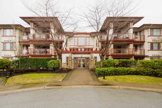 Photo 2: 108 16421 64 Avenue in Surrey: Cloverdale BC Condo for sale in "St. Andrews" (Cloverdale)  : MLS®# R2848193