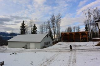 Photo 18: 400 S VIEWMOUNT Road in Smithers: Smithers - Rural House for sale in "VIEWMOUNT AREA" (Smithers And Area (Zone 54))  : MLS®# R2423279