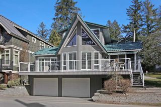 Photo 1: 232 1ST Avenue: Cultus Lake House for sale in "Cultus Lake Park" : MLS®# R2448191