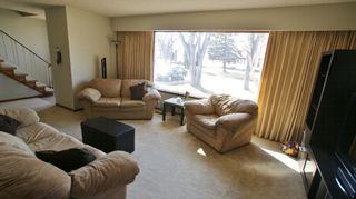 Photo 3: 15 Pontiac Bay in Winnipeg: House for sale : MLS®# 1204649