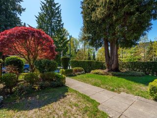 Photo 2: 3193 W 42ND Avenue in Vancouver: Kerrisdale House for sale (Vancouver West)  : MLS®# R2874924