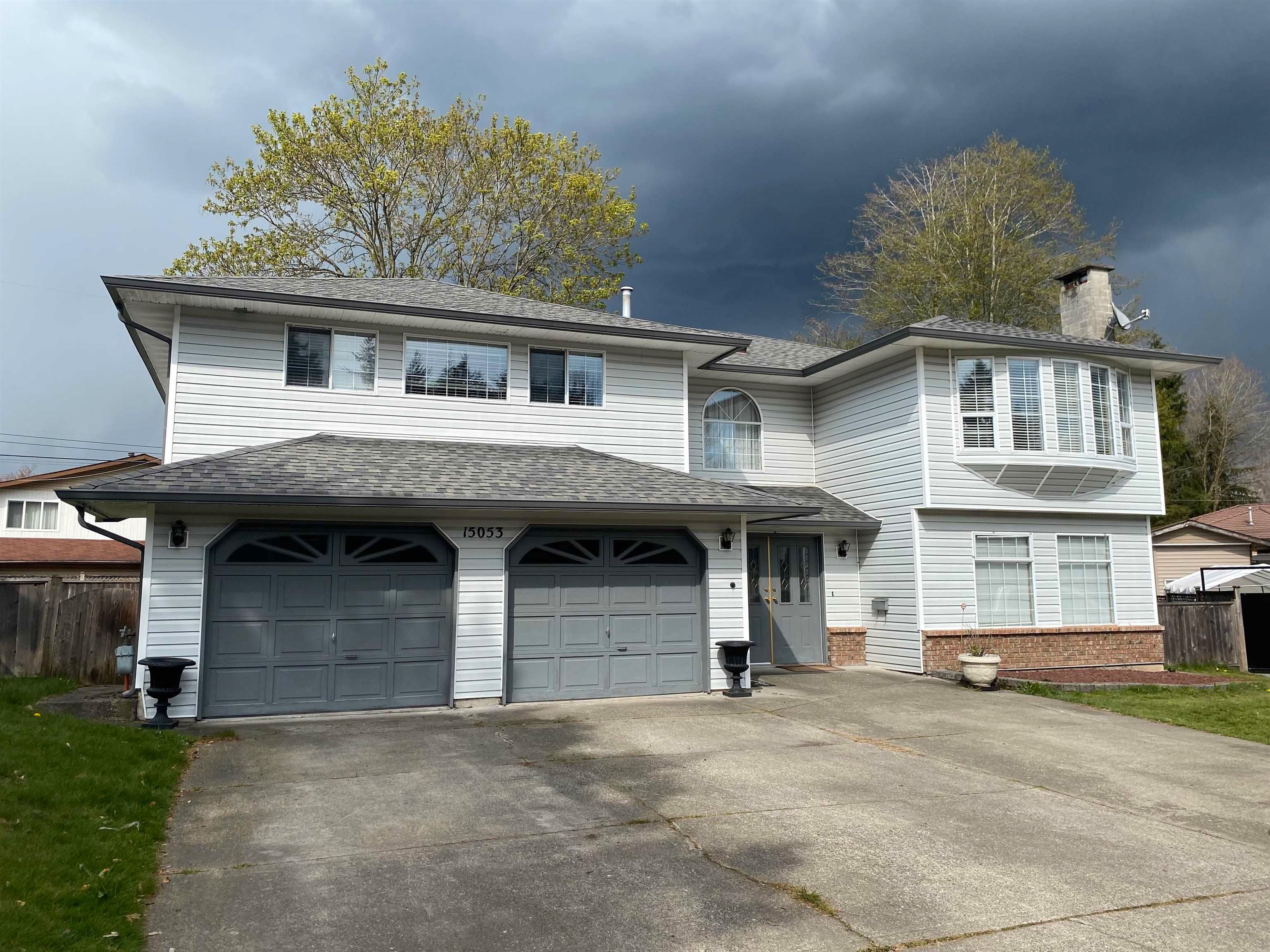 Main Photo: 15053 94A Avenue in Surrey: Fleetwood Tynehead House for sale : MLS®# R2699387