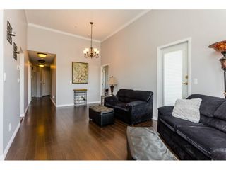 Photo 8: 417 5759 GLOVER Road in Langley: Langley City Condo for sale : MLS®# R2157468