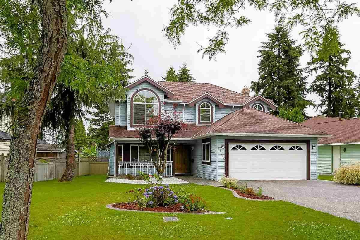Main Photo: 15676 84A Avenue in Surrey: Fleetwood Tynehead House for sale in "FLEETWOOD" : MLS®# R2090516