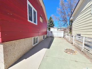 Photo 24: 757 Hochelaga Street West in Moose Jaw: Central MJ Residential for sale : MLS®# SK939488