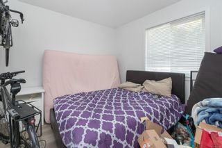 Photo 13: 701 Cairn Rd in Esquimalt: Es Rockheights Half Duplex for sale : MLS®# 894109