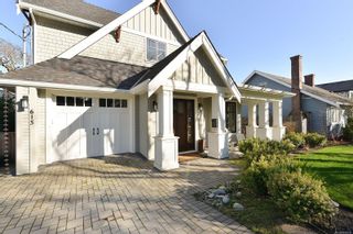 Photo 2: 615 Hampshire Rd in Oak Bay: OB South Oak Bay House for sale : MLS®# 926934