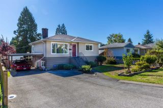 Photo 1: 351 E 20TH Street in North Vancouver: Central Lonsdale House for sale : MLS®# R2216173