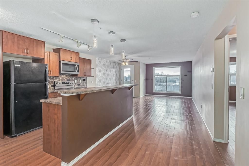 Main Photo: 2231 700 Willowbrook Road NW: Airdrie Apartment for sale : MLS®# A2020472