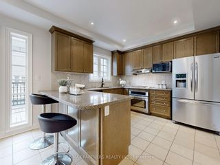Photo 8: 7 Mackenzie's Stand Avenue in Markham: Unionville House (3-Storey) for sale : MLS®# N8248014