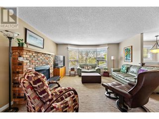 Photo 8: 1520 Highland Drive N in Kelowna: House for sale : MLS®# 10310659