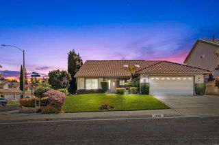 Main Photo: House for sale : 3 bedrooms : 1736 El Rosal Place in Escondido