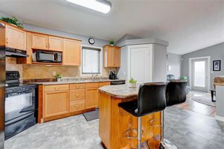 Photo 8: 936 Aldgate Road in Winnipeg: River Park South Residential for sale (2F)  : MLS®# 202209338