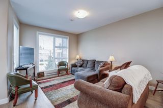 Photo 12: 104 1800 Summerhill Pl in Nanaimo: Na Central Nanaimo Townhouse for sale : MLS®# 953856