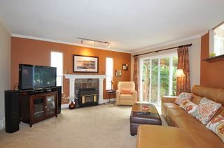 Photo 3: 20832 WICKLUND Avenue in Maple Ridge: Northwest Maple Ridge House for sale : MLS®# R2093654