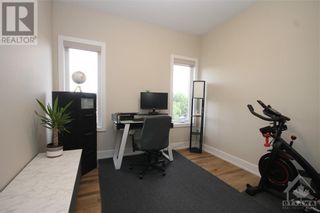 Photo 13: 696 ROOSEVELT AVENUE UNIT#2 in Ottawa: House for rent : MLS®# 1388978