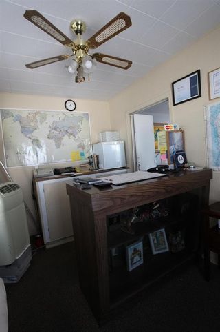 Photo 10: 14 rooms Motel for sale Southern Alberta: Business with Property for sale