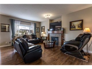 Photo 5: 143 NEW BRIGHTON Close SE in Calgary: New Brighton House for sale : MLS®# C4117311