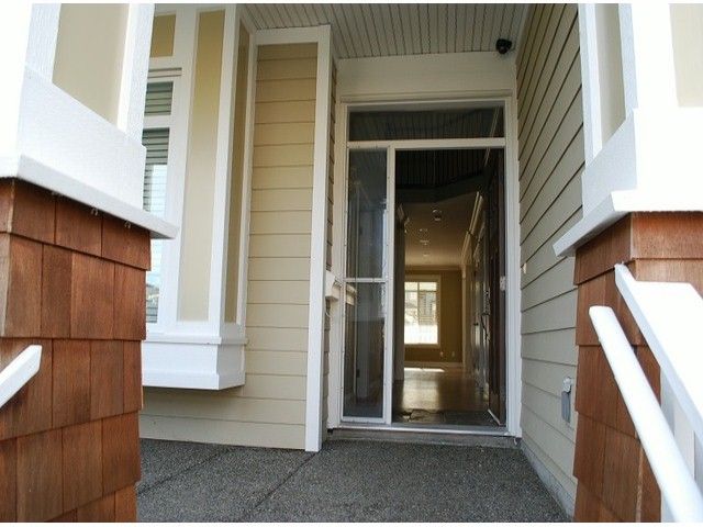 Photo 2: Photos: 14746 34A Avenue in Surrey: King George Corridor House for sale (South Surrey White Rock)  : MLS®# F1430954