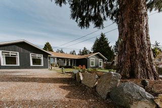 Photo 2: 5471 CARNABY Place in Sechelt: Sechelt District House for sale (Sunshine Coast)  : MLS®# R2661343