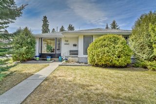 Photo 1: 10843 Mapleshire Crescent SE in Calgary: Maple Ridge Detached for sale : MLS®# A1099704