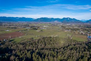 Photo 1: 51860 HACK-BROWN Road in Chilliwack: Eastern Hillsides House for sale : MLS®# R2717640