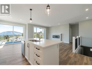Photo 17: 1021 16 Avenue SE in Salmon Arm: House for sale : MLS®# 10310956