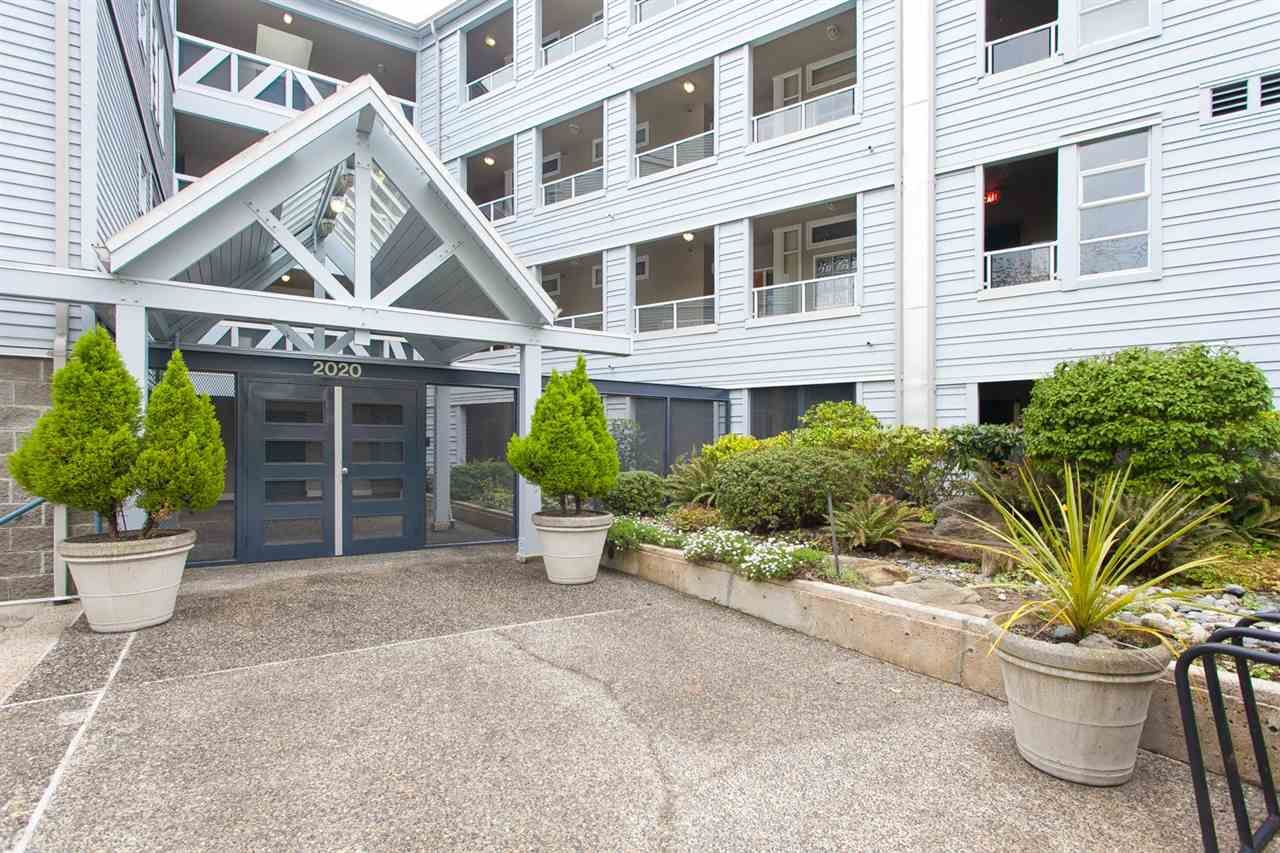 Main Photo: 403 2020 E KENT AVENUE SOUTH in : South Marine Condo for sale (Vancouver East)  : MLS®# R2054373