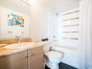 Photo 11: 2903 909 MAINLAND STREET in Vancouver: Yaletown Condo for sale (Vancouver West)  : MLS®# R2213017