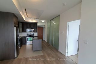 Photo 4: 1811 500 Sherbourne Street in Toronto: North St. James Town Condo for sale (Toronto C08)  : MLS®# C8307232