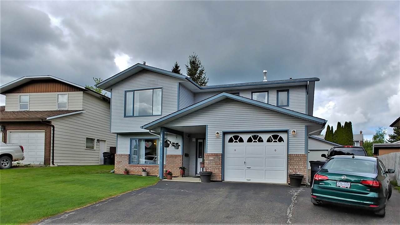 Main Photo: 1191 STIRLING Drive in Prince George: Highland Park House for sale in "HERITAGE" (PG City West (Zone 71))  : MLS®# R2461923