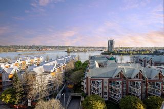 Main Photo: 1105 1235 QUAYSIDE Drive in New Westminster: Quay Condo for sale in "RIVIERA" : MLS®# R2883041
