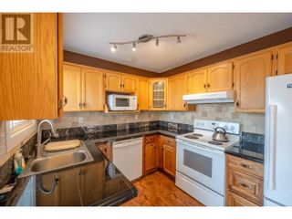 Photo 2: 615 6TH Avenue Unit# 2 in Keremeos: House for sale : MLS®# 10306418