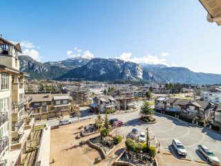 Photo 4: 604 1211 VILLAGE GREEN Way in Squamish: Downtown SQ Condo for sale in "Rockcliffe by Solterra" : MLS®# R2444542