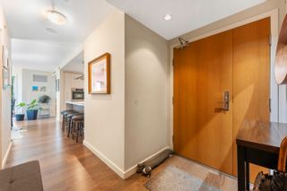 Photo 10: 505 8 SMITHE Mews in Vancouver: Yaletown Condo for sale (Vancouver West)  : MLS®# R2883255