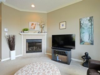 Photo 2: 848 Arncote Ave in VICTORIA: La Langford Proper Row/Townhouse for sale (Langford)  : MLS®# 768487