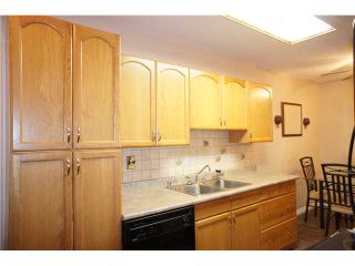 Photo 4: 137 9101 HORNE Street in Burnaby: Government Road Condo for sale in "WOODSTONE" (Burnaby North)  : MLS®# V891038