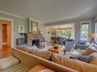 Photo 4: 2776 SEA VIEW Rd in Saanich: SE Ten Mile Point House for sale (Saanich East)  : MLS®# 845381