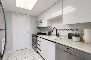 Photo 11: 1103 130 E 2ND Street in North Vancouver: Lower Lonsdale Condo for sale in "The Olympic" : MLS®# R2644124