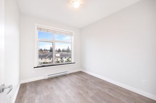 Photo 9: 307 20068 FRASER Highway in Langley: Langley City Condo for sale in "VARSITY" : MLS®# R2748977