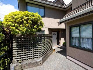 Photo 2: # 1 237 W 16TH ST in North Vancouver: Central Lonsdale Townhouse for sale : MLS®# V1012508