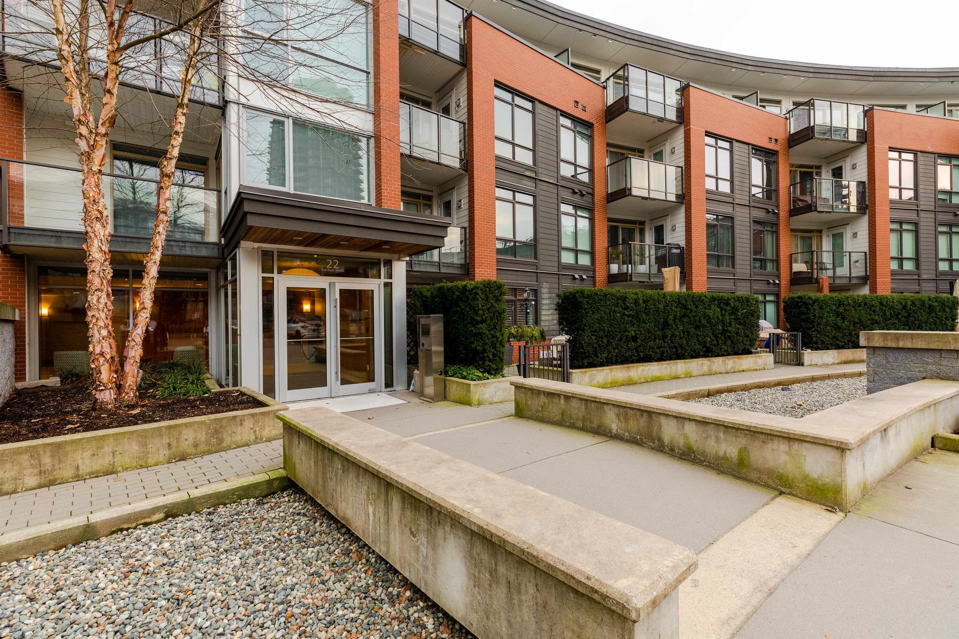 Photo 2: Photos: 211 22 E ROYAL Avenue in New Westminster: Fraserview NW Condo for sale in "The Lookout" : MLS®# R2654961