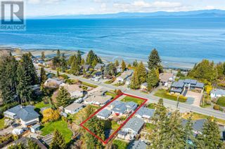 Photo 1: 554 Crescent Rd W in Qualicum Beach: House for sale : MLS®# 957938