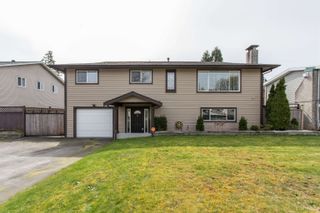 Photo 1: 21864 LAURIE Avenue in Maple Ridge: West Central House for sale : MLS®# R2674708