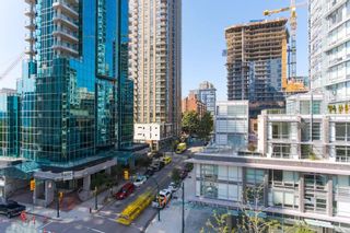 Photo 13: 604 789 DRAKE Street in Vancouver: Downtown VW Condo for sale in "CENTURY TOWER" (Vancouver West)  : MLS®# R2426940