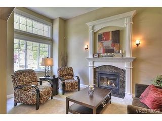 Photo 4: 1170 Deerview Pl in VICTORIA: La Bear Mountain House for sale (Langford)  : MLS®# 729928