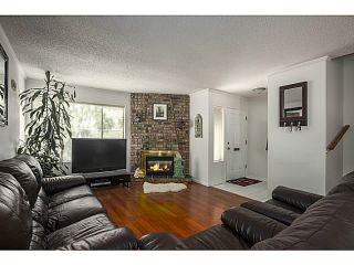 Photo 2: 1960 BOW Drive in Coquitlam: River Springs House for sale in "RIVER SPRINGS" : MLS®# V1127488