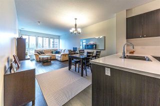 Photo 1: 404 1135 WINDSOR Mews in Coquitlam: New Horizons Condo for sale in "Bradley House at Windsor Gate" : MLS®# R2237566
