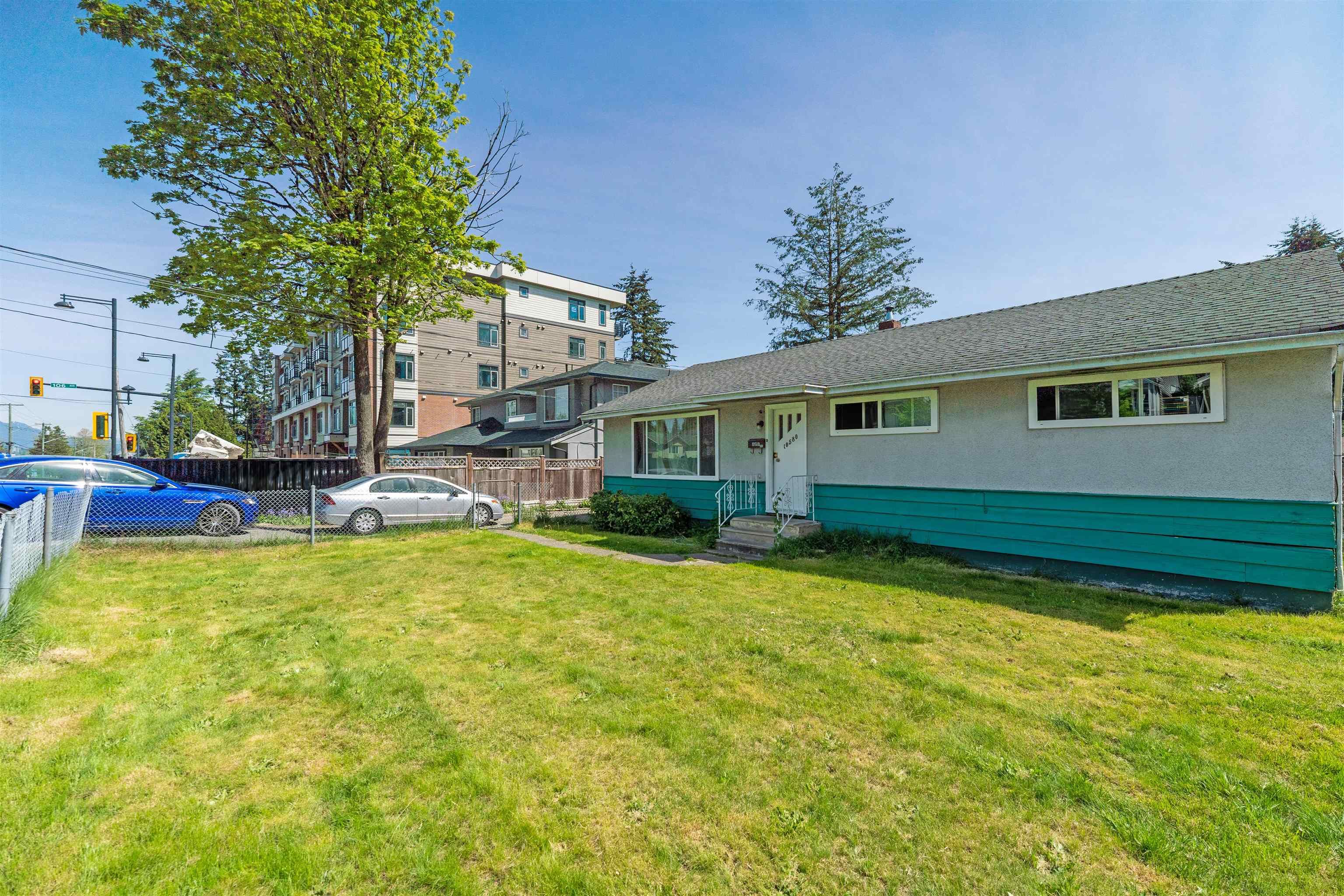 Main Photo: 10580 132 Street in Surrey: Whalley House for sale (North Surrey)  : MLS®# R2777434